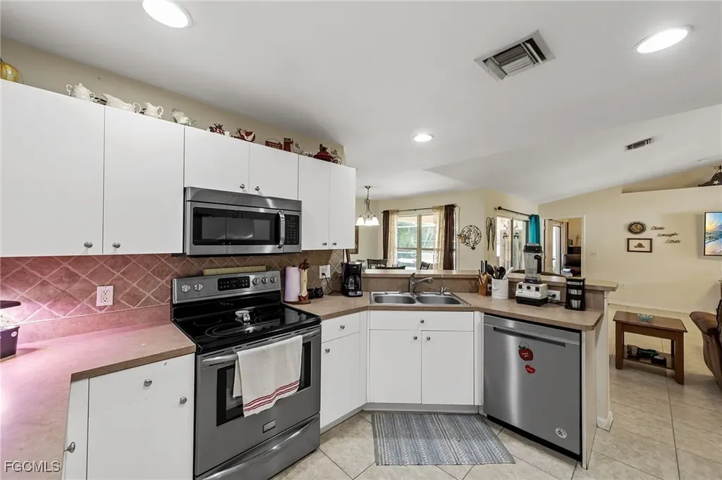 3713 17th Street W Lehigh Acres FL 33971