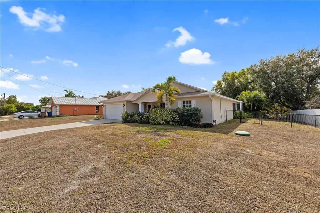 3713 17th Street W Lehigh Acres FL 33971