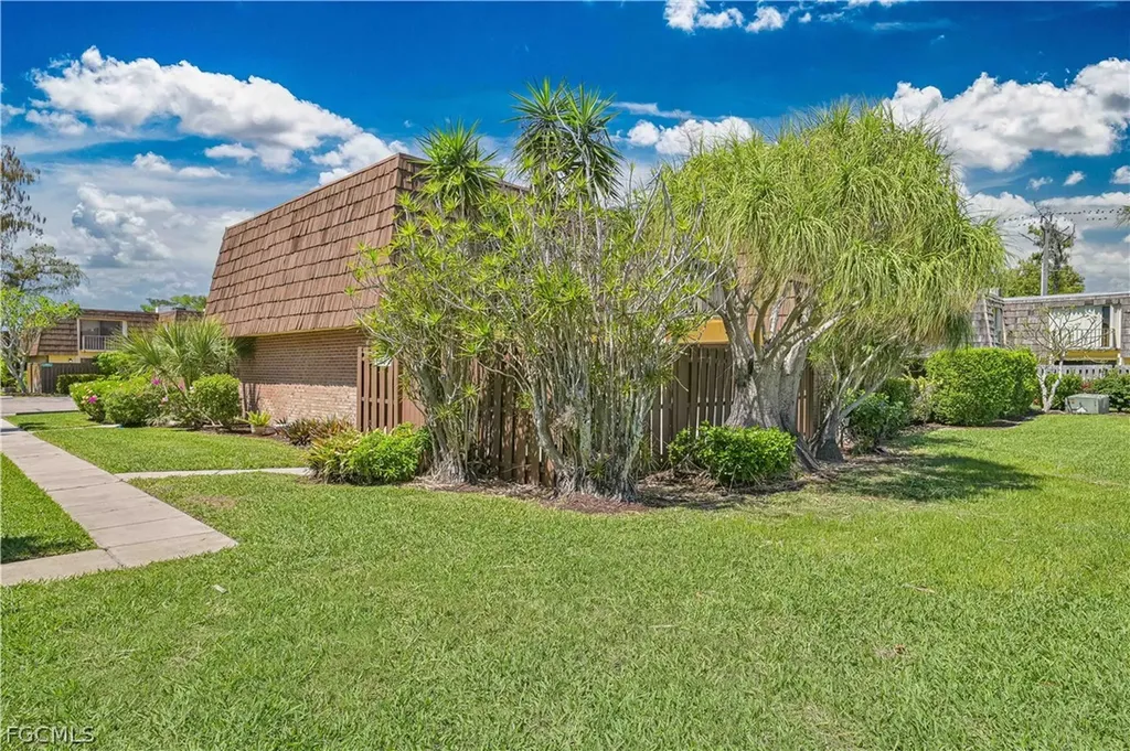 1563 Park Meadows Drive Fort Myers FL 33907