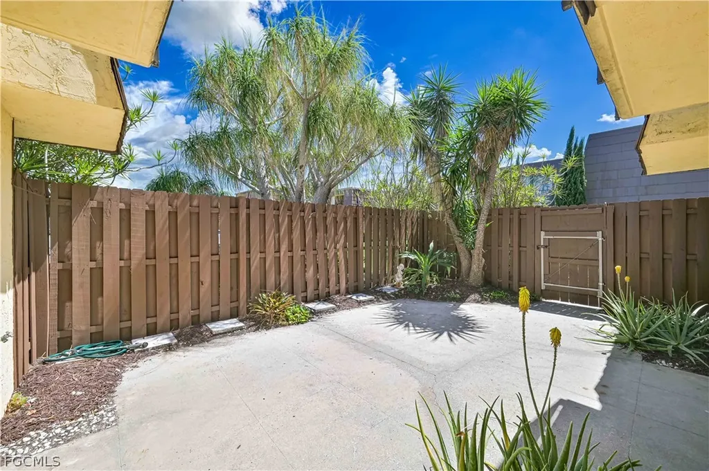 1563 Park Meadows Drive Fort Myers FL 33907