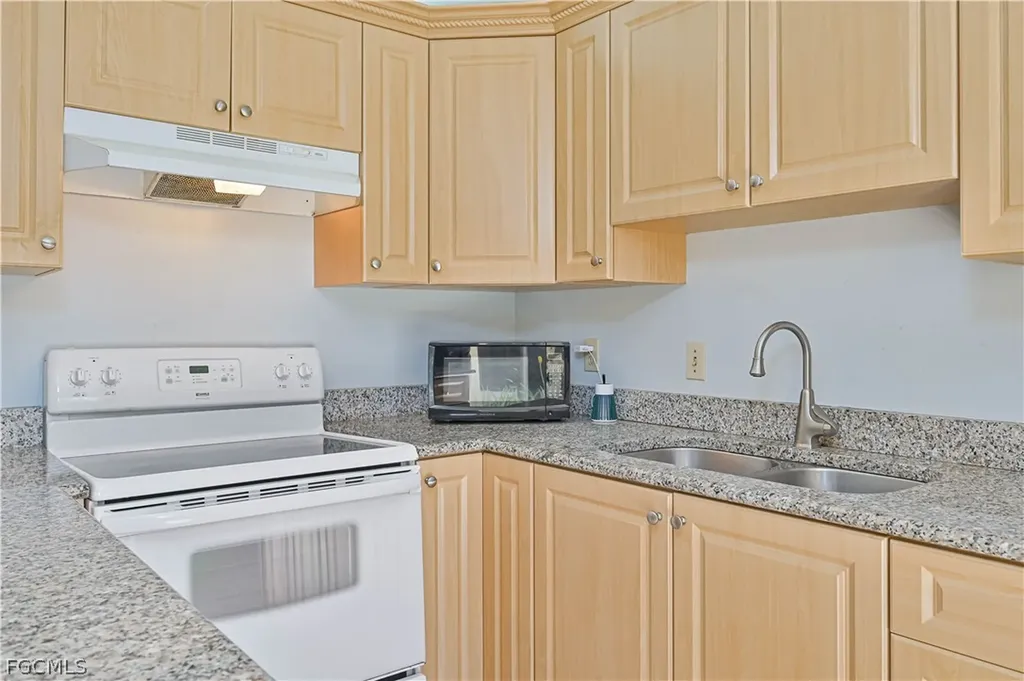 1563 Park Meadows Drive Fort Myers FL 33907