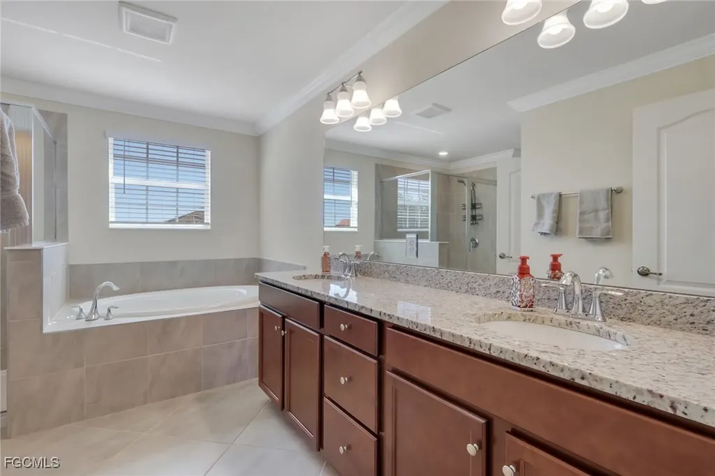 4035 E Hampton Circle Alva FL 33920