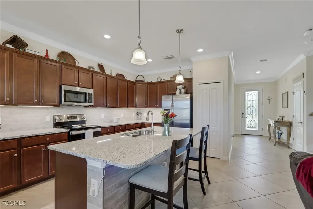 4035 E Hampton Circle Alva FL 33920