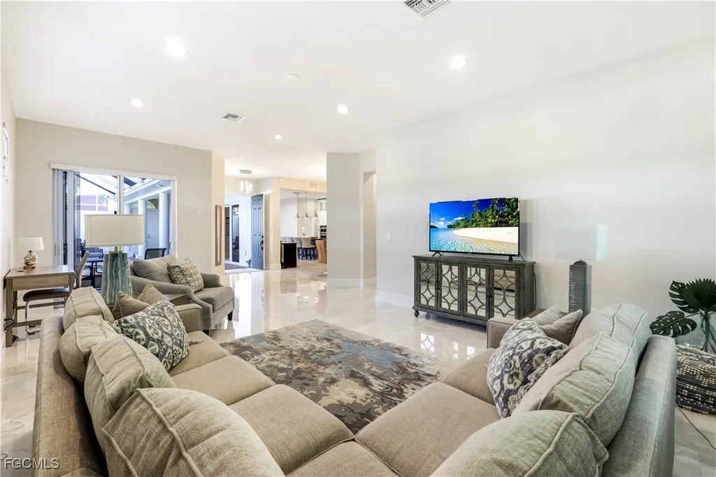 5652 Kensington Loop Fort Myers FL 33912