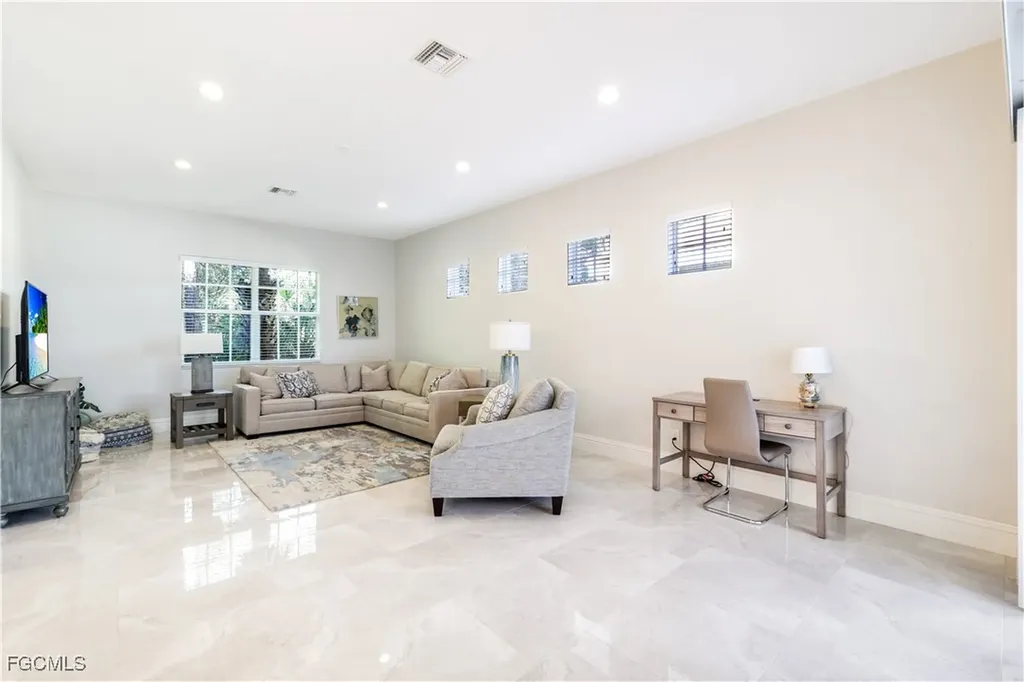 5652 Kensington Loop Fort Myers FL 33912