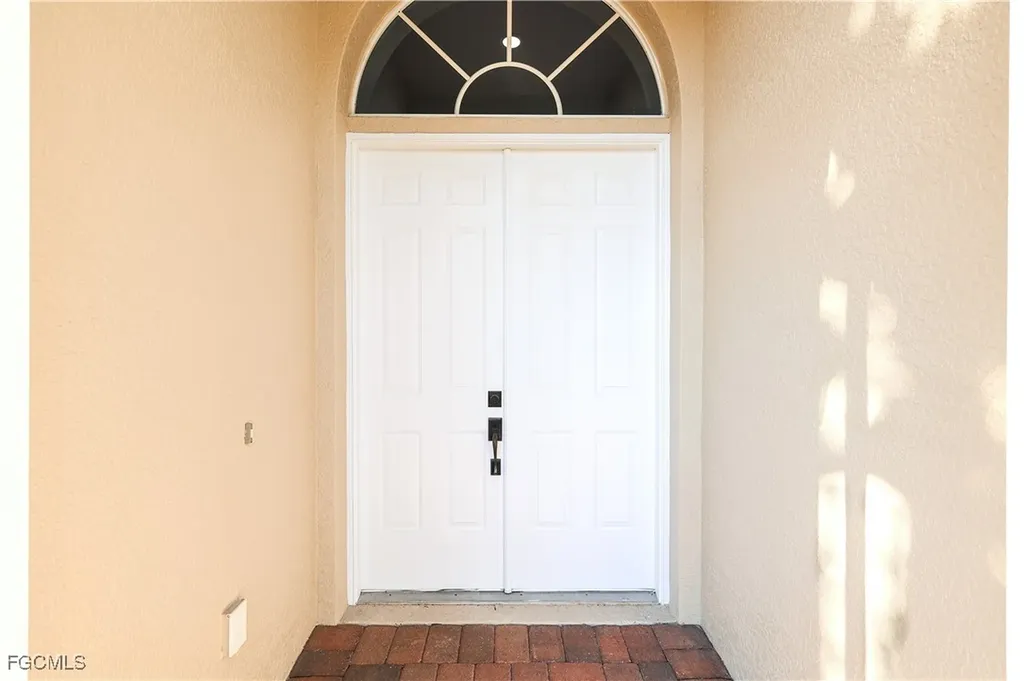 5652 Kensington Loop Fort Myers FL 33912