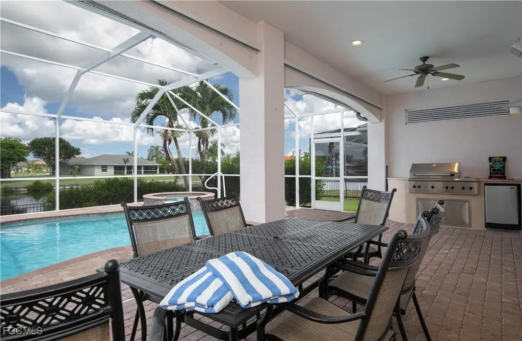 5422 SW 20th Avenue Cape Coral FL 33914