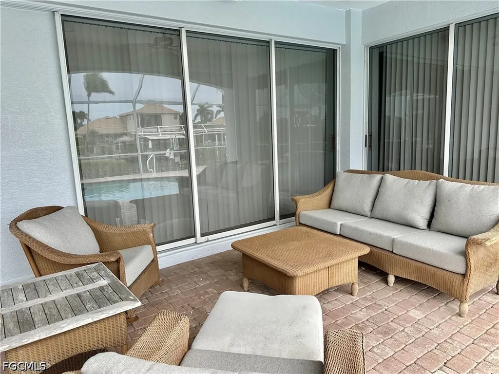 5422 SW 20th Avenue Cape Coral FL 33914
