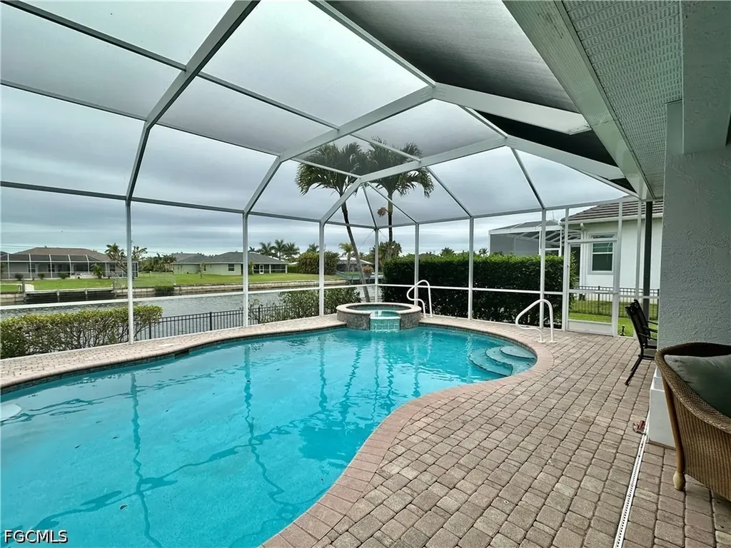 5422 SW 20th Avenue Cape Coral FL 33914