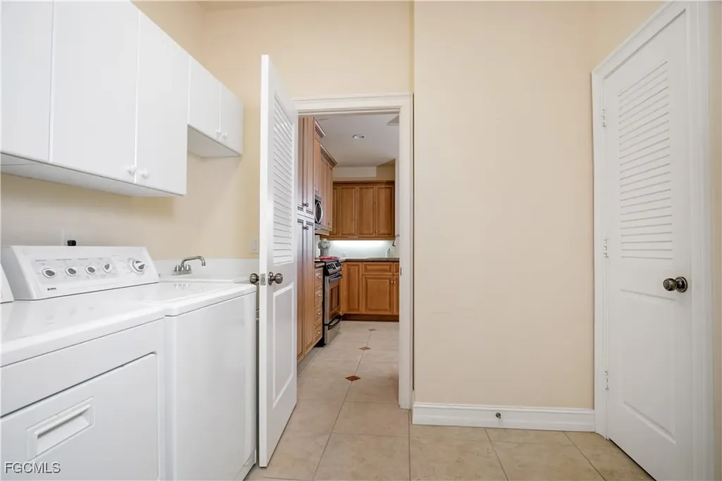 5422 SW 20th Avenue Cape Coral FL 33914