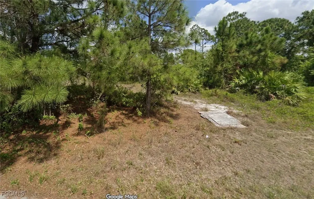 707 Glacier Avenue Lehigh Acres FL 33974