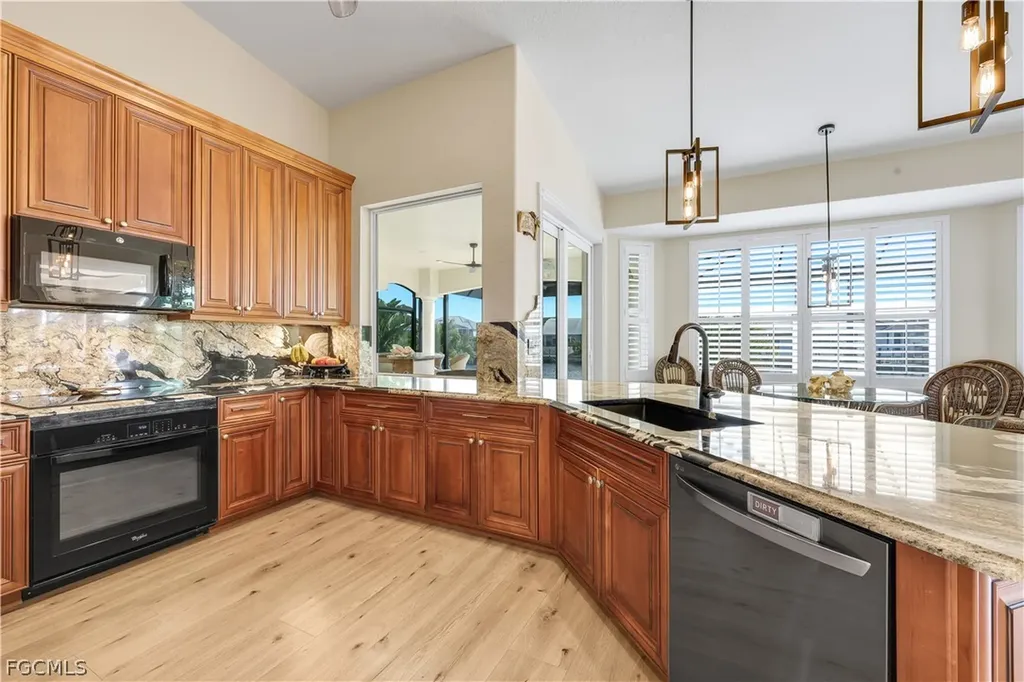 1503 NW 41st Place Cape Coral FL 33993