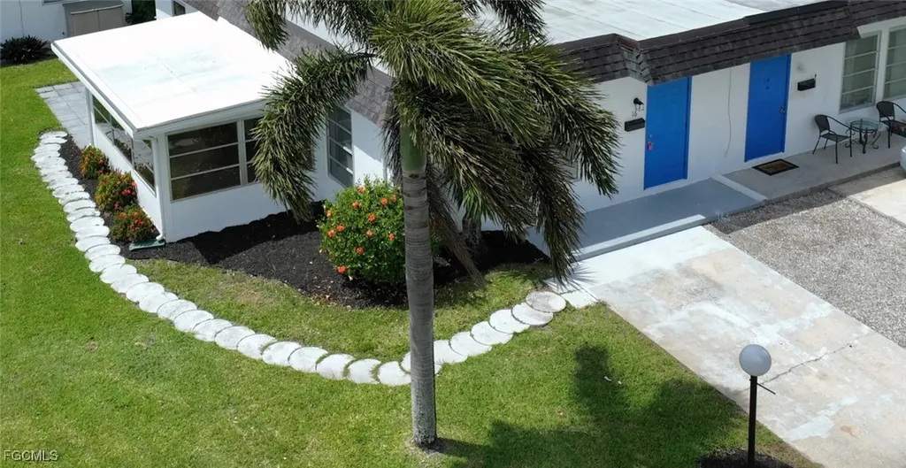 16 Tangerine Court Lehigh Acres FL 33936