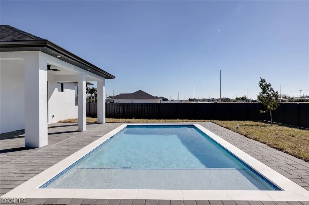 212 NW 31st Place Cape Coral FL 33993