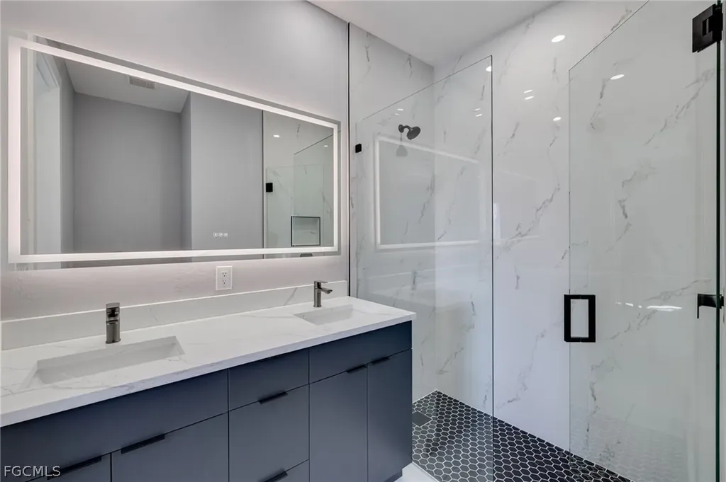 212 NW 31st Place Cape Coral FL 33993