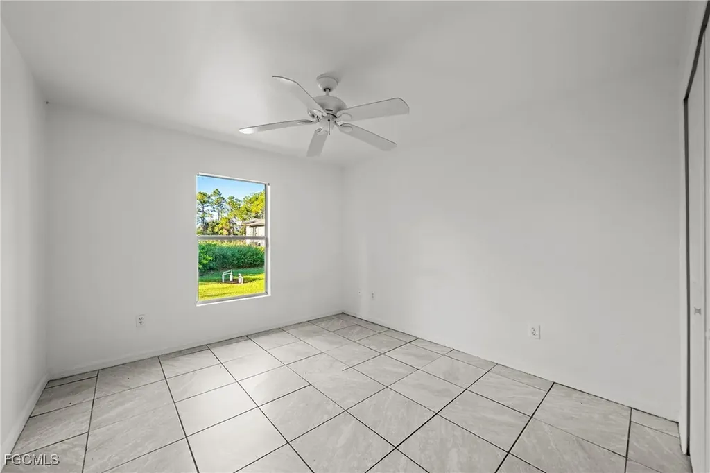 4733-4735 30th Street SW Lehigh Acres FL 33973