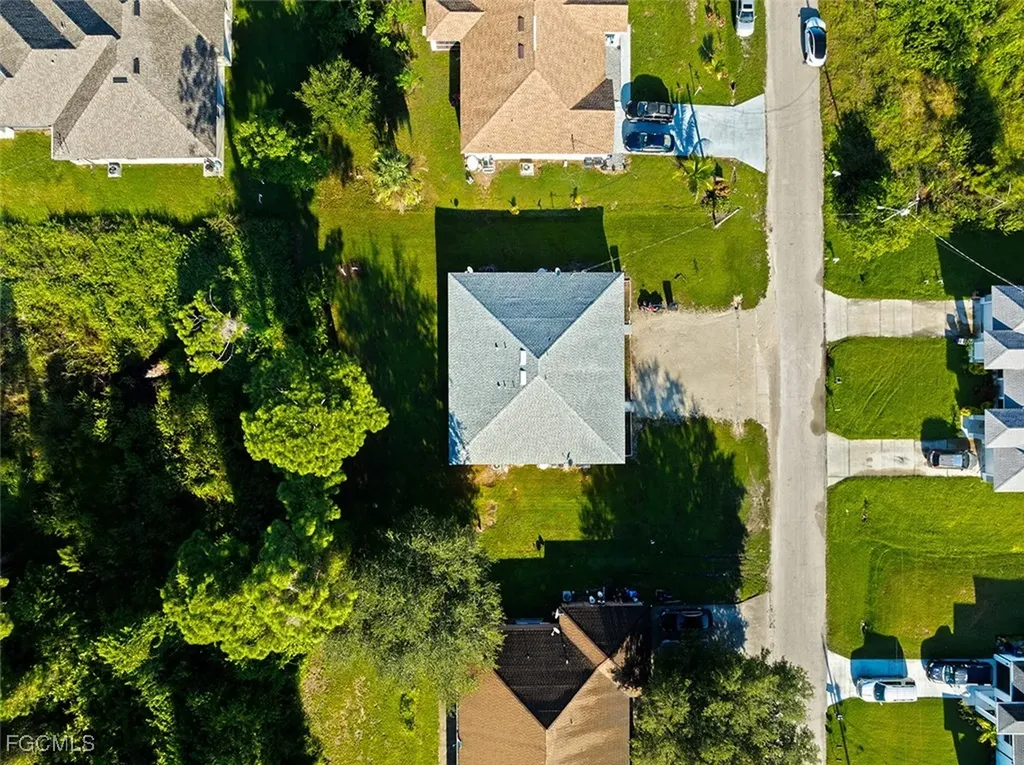 4733-4735 30th Street SW Lehigh Acres FL 33973