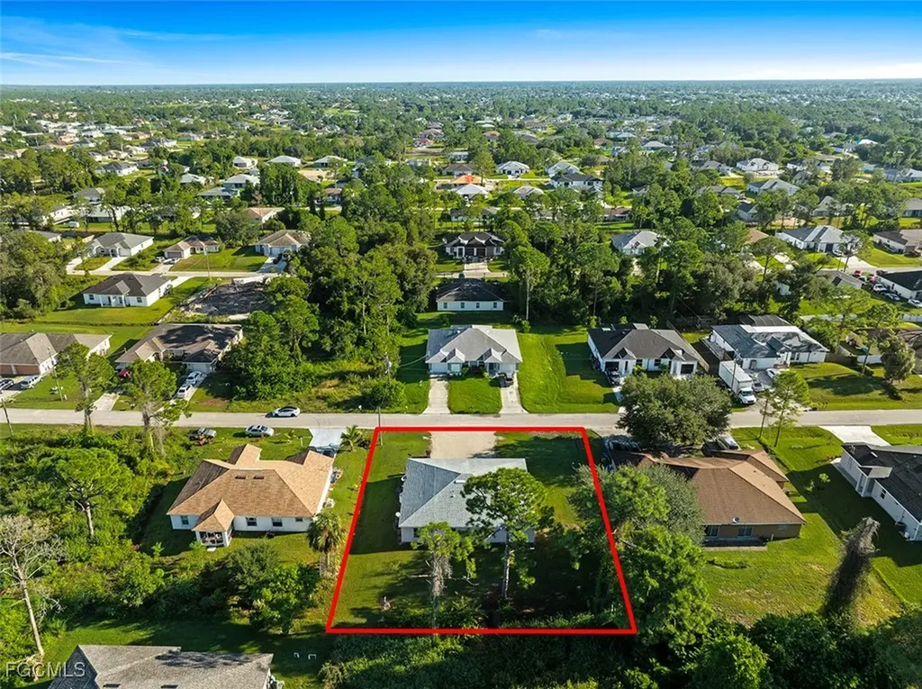 4733-4735 30th Street SW Lehigh Acres FL 33973