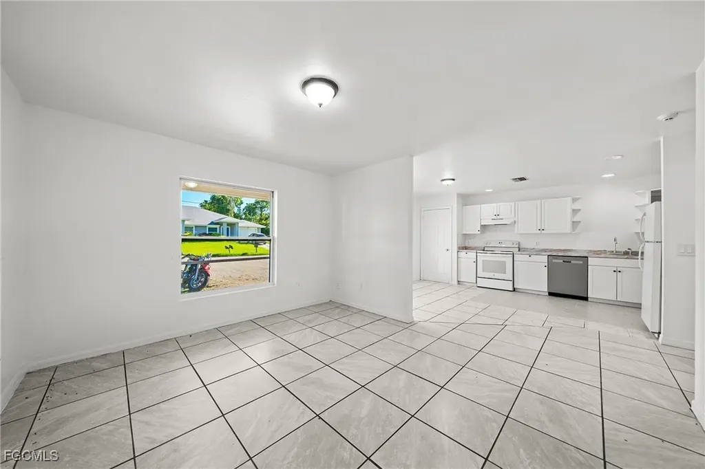 4733-4735 30th Street SW Lehigh Acres FL 33973
