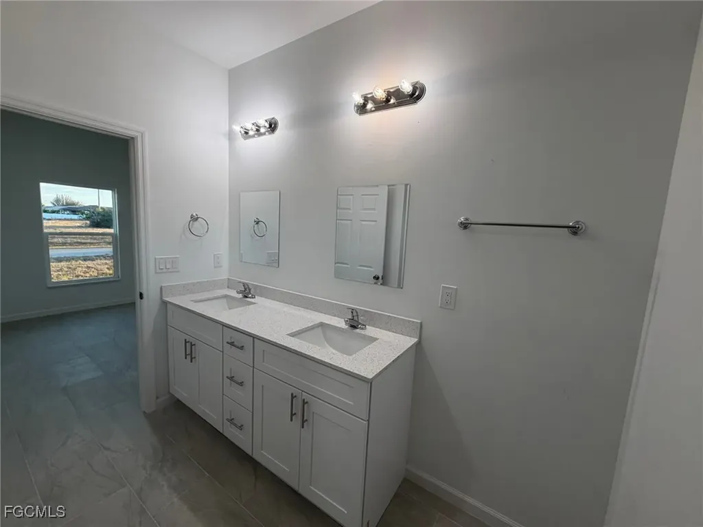 3307 10th Street SW Lehigh Acres FL 33976