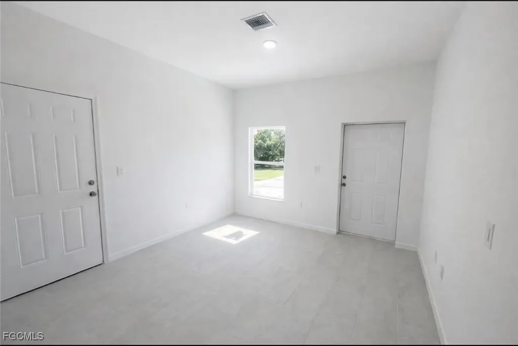 3121 24th Street SW Lehigh Acres FL 33976