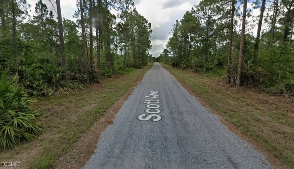 2010 Scott Avenue Alva FL 33920