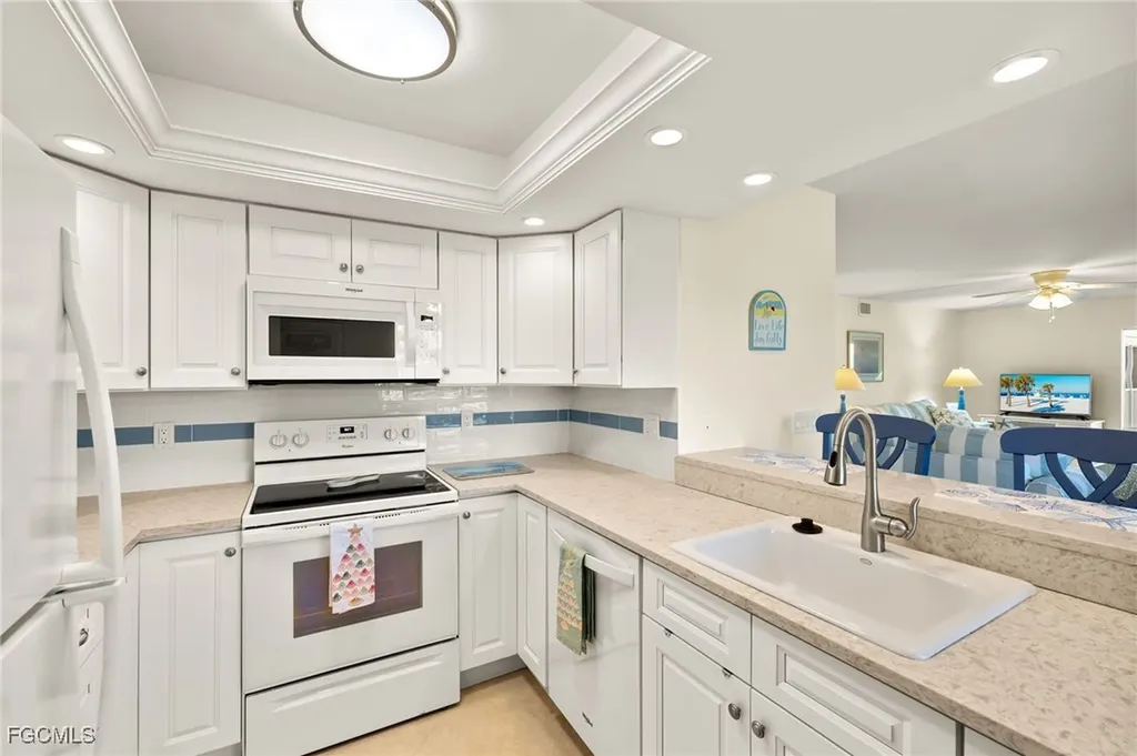 610 Donax Street Sanibel FL 33957