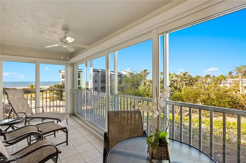 610 Donax Street Sanibel FL 33957