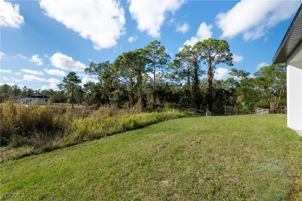 922 Sunrise Boulevard Lehigh Acres FL 33974