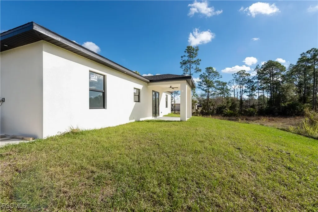 922 Sunrise Boulevard Lehigh Acres FL 33974