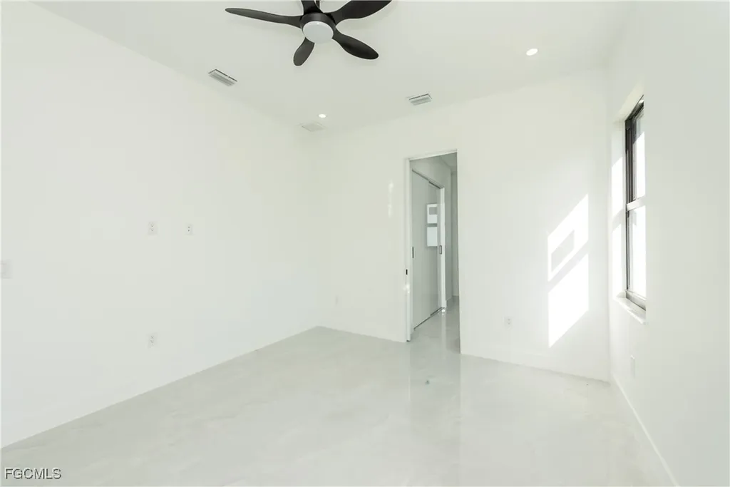 922 Sunrise Boulevard Lehigh Acres FL 33974