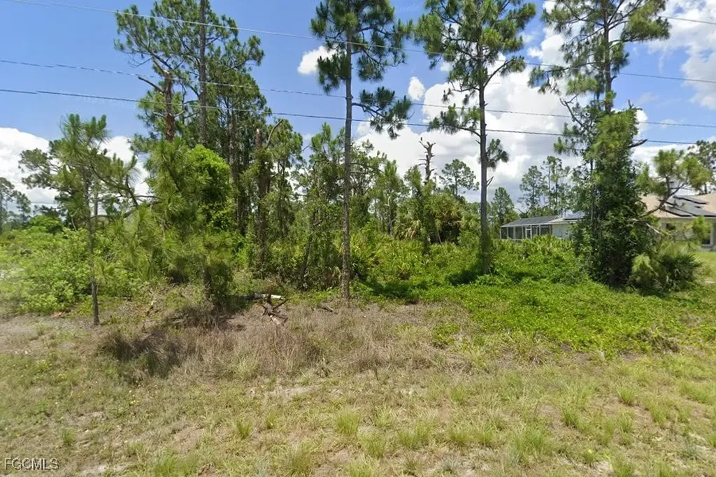 750 Chelsea Avenue S Lehigh Acres FL 33974