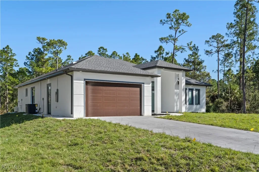 1112 Calvin Avenue Lehigh Acres FL 33972