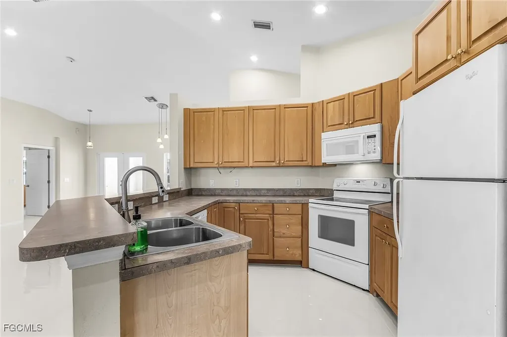1503 NW 29th Place Cape Coral FL 33993