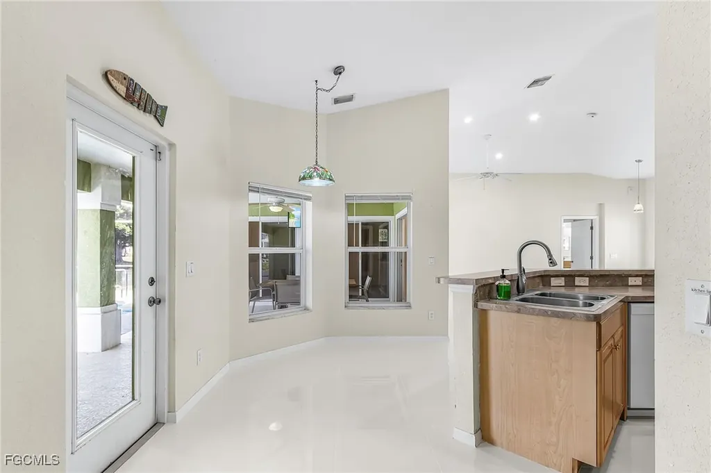 1503 NW 29th Place Cape Coral FL 33993