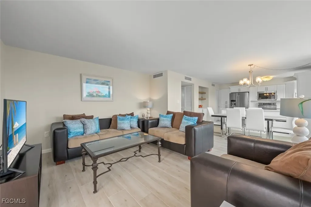 2265 W Gulf Drive Sanibel FL 33957