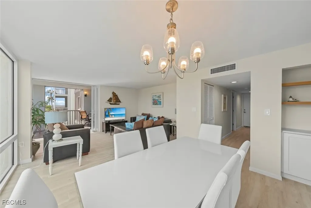 2265 W Gulf Drive Sanibel FL 33957