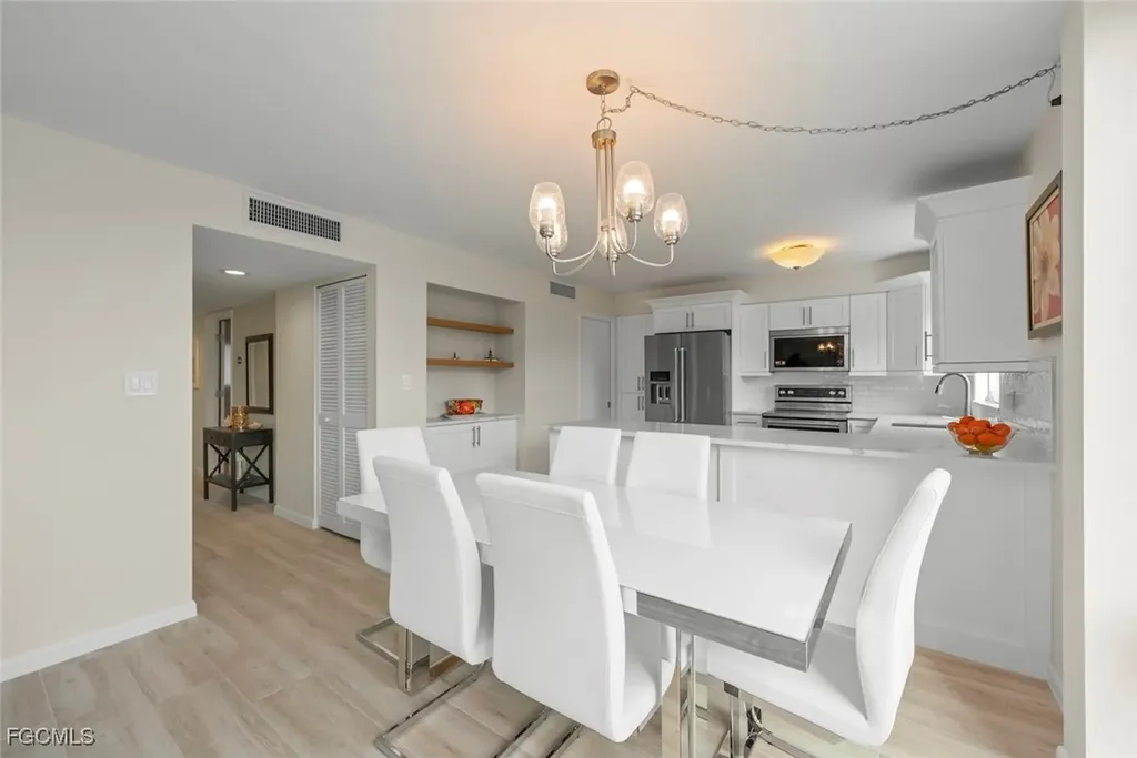 2265 W Gulf Drive Sanibel FL 33957