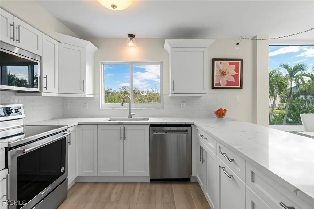 2265 W Gulf Drive Sanibel FL 33957