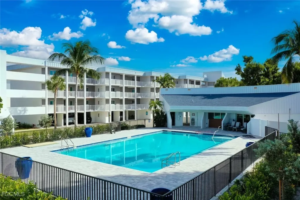 2265 W Gulf Drive Sanibel FL 33957