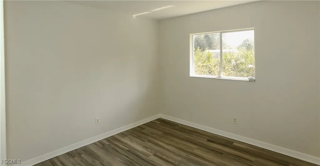 4612 25th Street SW Lehigh Acres FL 33973