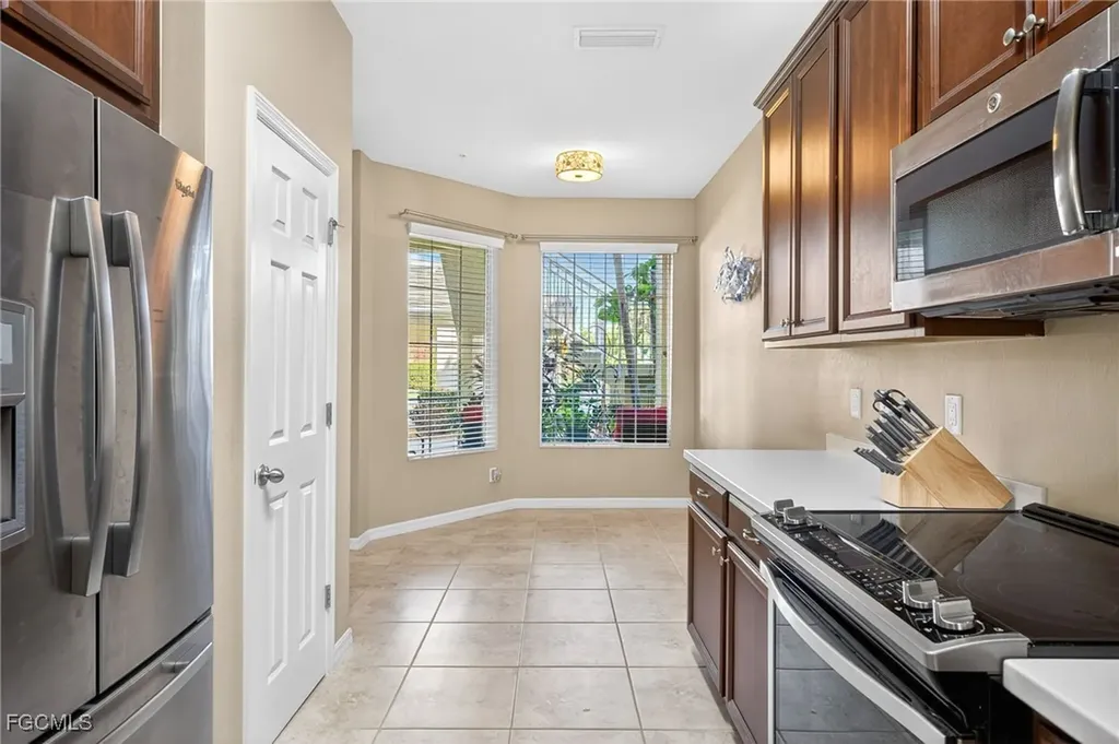 9941 Periwinkle Preserve Lane Fort Myers FL 33919