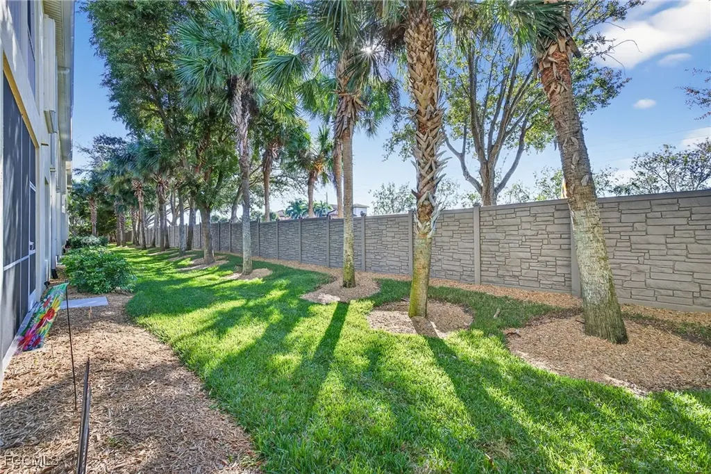 9941 Periwinkle Preserve Lane Fort Myers FL 33919