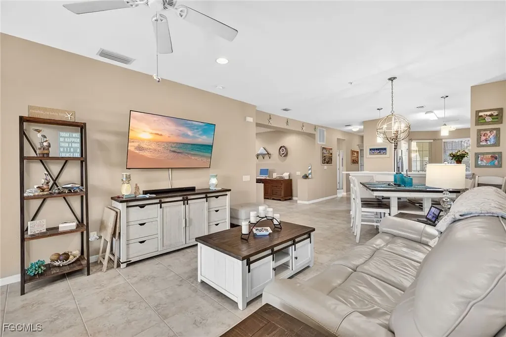 9941 Periwinkle Preserve Lane Fort Myers FL 33919