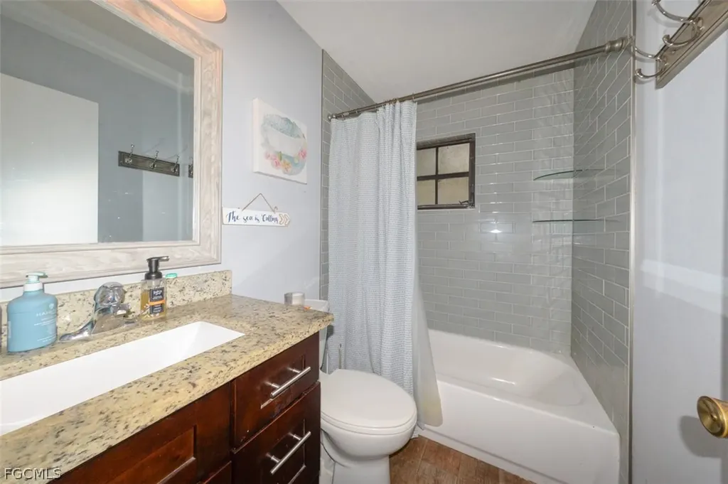 15581 Old Olga Road Alva FL 33920