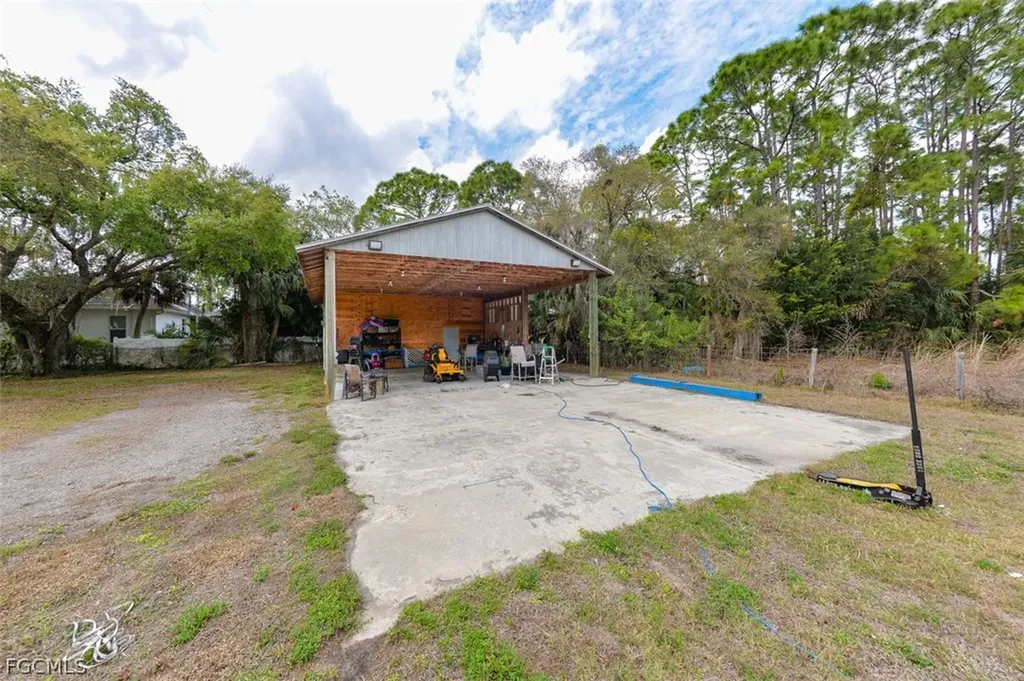 15581 Old Olga Road Alva FL 33920