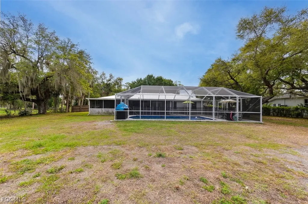 15581 Old Olga Road Alva FL 33920