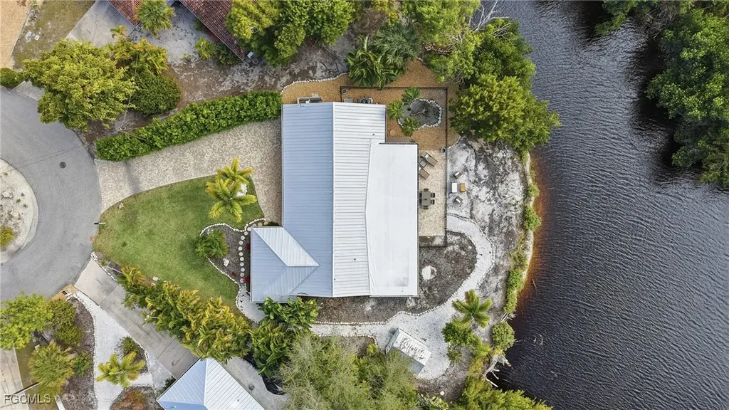 1806 Ibis Lane E Sanibel FL 33957