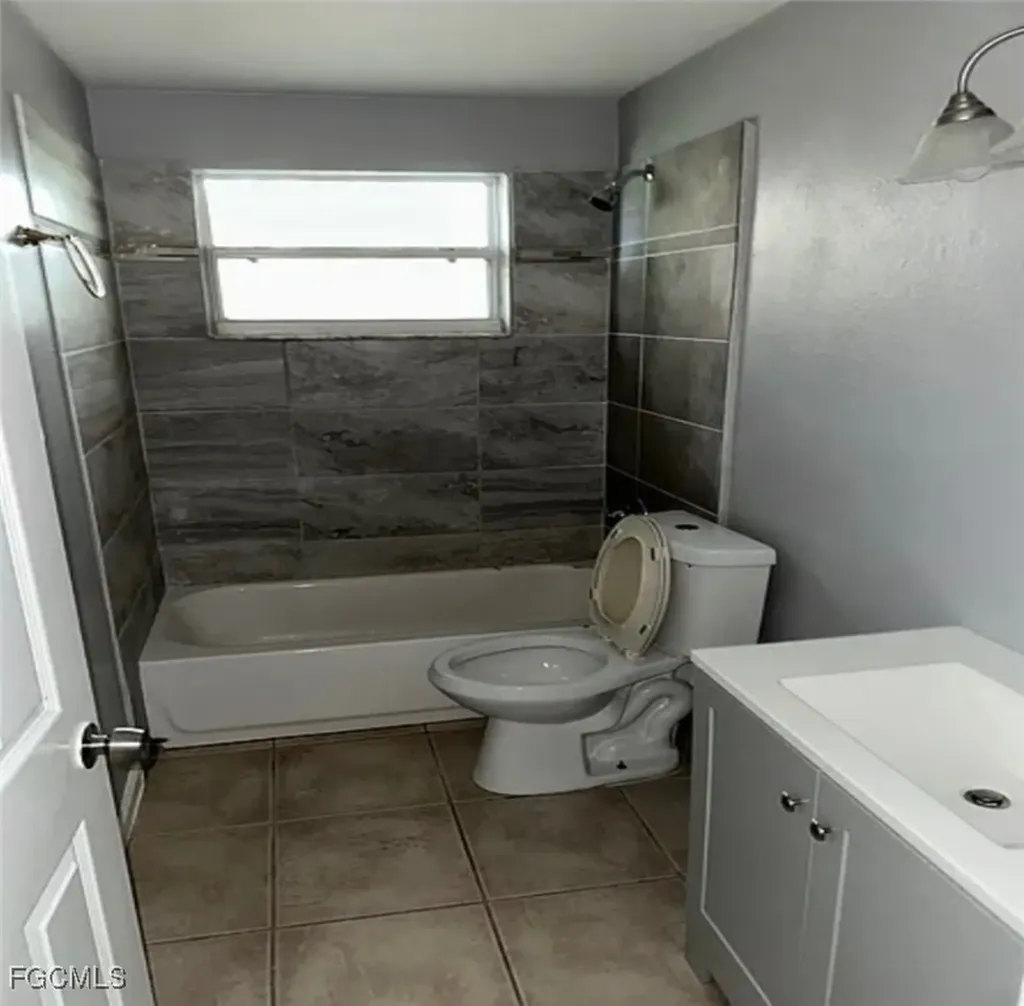 2055 Braman Avenue Fort Myers FL 33901