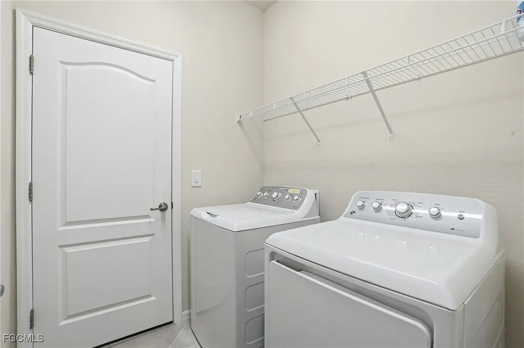 4025 E Hampton Circle Alva FL 33920